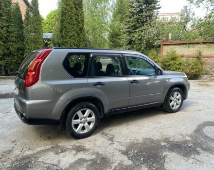 Серый Ниссан ИксТрейл, объемом двигателя 2 л и пробегом 218 тыс. км за 7350 $, фото 10 на Automoto.ua