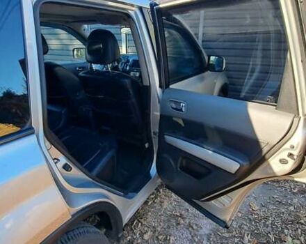 Сірий Ніссан ІксТрейл, об'ємом двигуна 2.49 л та пробігом 327 тис. км за 12000 $, фото 32 на Automoto.ua