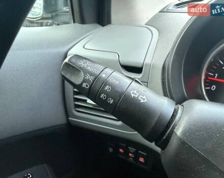 Серый Ниссан ИксТрейл, объемом двигателя 2.49 л и пробегом 327 тыс. км за 10890 $, фото 15 на Automoto.ua