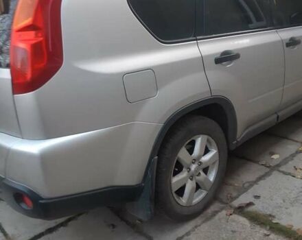 Серый Ниссан ИксТрейл, объемом двигателя 2.5 л и пробегом 261 тыс. км за 7500 $, фото 9 на Automoto.ua