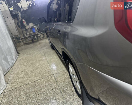 Серый Ниссан ИксТрейл, объемом двигателя 2 л и пробегом 262 тыс. км за 8900 $, фото 25 на Automoto.ua