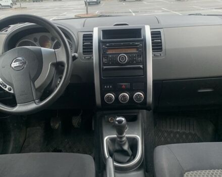 Серый Ниссан ИксТрейл, объемом двигателя 0 л и пробегом 350 тыс. км за 4600 $, фото 16 на Automoto.ua