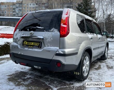 Серый Ниссан ИксТрейл, объемом двигателя 2.5 л и пробегом 160 тыс. км за 8990 $, фото 6 на Automoto.ua