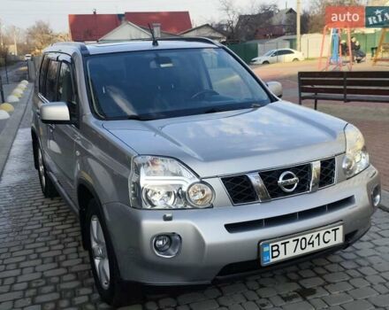 Сірий Ніссан ІксТрейл, об'ємом двигуна 2.5 л та пробігом 132 тис. км за 8900 $, фото 3 на Automoto.ua