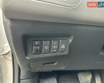 Сірий Ніссан ІксТрейл, об'ємом двигуна 2.49 л та пробігом 197 тис. км за 8300 $, фото 33 на Automoto.ua