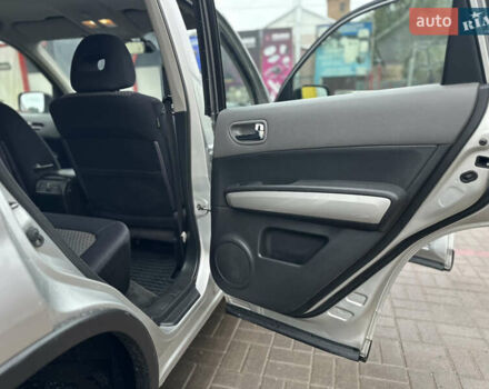 Сірий Ніссан ІксТрейл, об'ємом двигуна 2.49 л та пробігом 197 тис. км за 8300 $, фото 17 на Automoto.ua