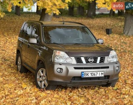 Сірий Ніссан ІксТрейл, об'ємом двигуна 2 л та пробігом 238 тис. км за 9400 $, фото 13 на Automoto.ua