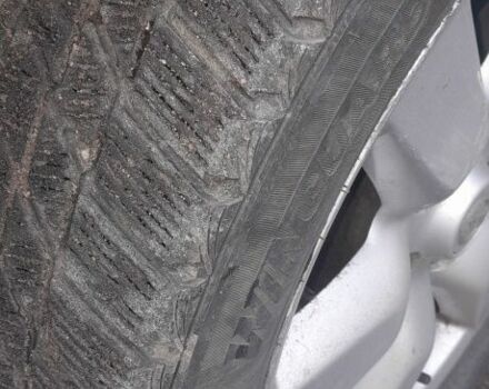 Серый Ниссан ИксТрейл, объемом двигателя 2 л и пробегом 195 тыс. км за 8300 $, фото 13 на Automoto.ua