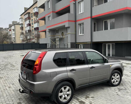 Серый Ниссан ИксТрейл, объемом двигателя 2 л и пробегом 326 тыс. км за 8650 $, фото 5 на Automoto.ua