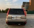 Серый Ниссан ИксТрейл, объемом двигателя 2 л и пробегом 267 тыс. км за 9200 $, фото 3 на Automoto.ua