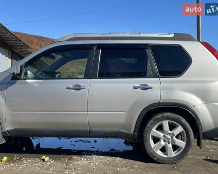 Серый Ниссан ИксТрейл, объемом двигателя 2 л и пробегом 340 тыс. км за 9500 $, фото 3 на Automoto.ua