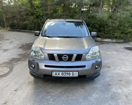 Серый Ниссан ИксТрейл, объемом двигателя 2 л и пробегом 218 тыс. км за 7350 $, фото 6 на Automoto.ua