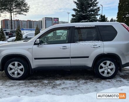 Серый Ниссан ИксТрейл, объемом двигателя 2.5 л и пробегом 160 тыс. км за 8990 $, фото 3 на Automoto.ua