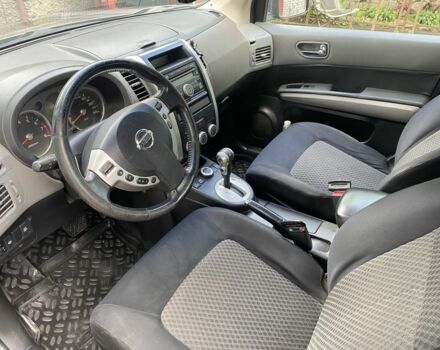 Серый Ниссан ИксТрейл, объемом двигателя 2 л и пробегом 218 тыс. км за 7350 $, фото 16 на Automoto.ua