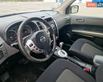 Сірий Ніссан ІксТрейл, об'ємом двигуна 2 л та пробігом 212 тис. км за 9900 $, фото 19 на Automoto.ua