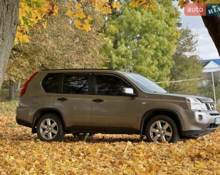 Сірий Ніссан ІксТрейл, об'ємом двигуна 2 л та пробігом 238 тис. км за 9400 $, фото 10 на Automoto.ua