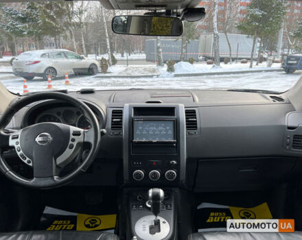 Серый Ниссан ИксТрейл, объемом двигателя 2.5 л и пробегом 160 тыс. км за 8990 $, фото 9 на Automoto.ua