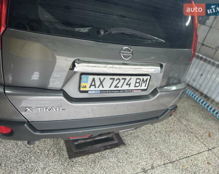 Серый Ниссан ИксТрейл, объемом двигателя 2 л и пробегом 262 тыс. км за 8900 $, фото 26 на Automoto.ua
