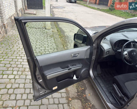 Серый Ниссан ИксТрейл, объемом двигателя 2 л и пробегом 159 тыс. км за 10000 $, фото 10 на Automoto.ua