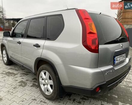 Серый Ниссан ИксТрейл, объемом двигателя 2 л и пробегом 235 тыс. км за 9500 $, фото 12 на Automoto.ua