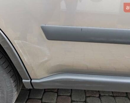 Серый Ниссан ИксТрейл, объемом двигателя 2 л и пробегом 158 тыс. км за 10500 $, фото 5 на Automoto.ua