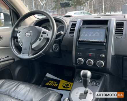 Серый Ниссан ИксТрейл, объемом двигателя 2.5 л и пробегом 160 тыс. км за 8990 $, фото 14 на Automoto.ua
