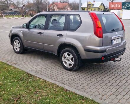Сірий Ніссан ІксТрейл, об'ємом двигуна 2 л та пробігом 212 тис. км за 9900 $, фото 6 на Automoto.ua