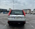 Серый Ниссан ИксТрейл, объемом двигателя 2 л и пробегом 230 тыс. км за 9200 $, фото 3 на Automoto.ua