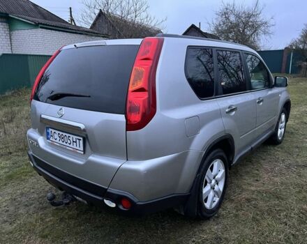 Серый Ниссан ИксТрейл, объемом двигателя 2 л и пробегом 256 тыс. км за 5799 $, фото 10 на Automoto.ua