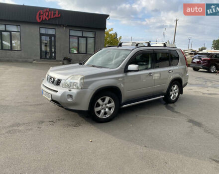 Серый Ниссан ИксТрейл, объемом двигателя 2.49 л и пробегом 226 тыс. км за 8300 $, фото 8 на Automoto.ua