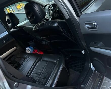 Сірий Ніссан ІксТрейл, об'ємом двигуна 2 л та пробігом 262 тис. км за 7999 $, фото 8 на Automoto.ua