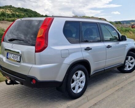 Серый Ниссан ИксТрейл, объемом двигателя 0 л и пробегом 180 тыс. км за 2000 $, фото 3 на Automoto.ua