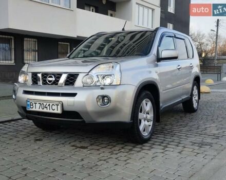 Сірий Ніссан ІксТрейл, об'ємом двигуна 2.5 л та пробігом 132 тис. км за 8900 $, фото 5 на Automoto.ua