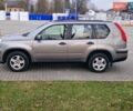 Сірий Ніссан ІксТрейл, об'ємом двигуна 2 л та пробігом 212 тис. км за 9900 $, фото 7 на Automoto.ua