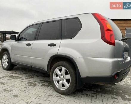 Серый Ниссан ИксТрейл, объемом двигателя 2 л и пробегом 235 тыс. км за 9500 $, фото 14 на Automoto.ua