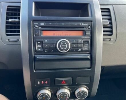 Серый Ниссан ИксТрейл, объемом двигателя 2.2 л и пробегом 200 тыс. км за 3400 $, фото 10 на Automoto.ua