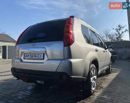 Серый Ниссан ИксТрейл, объемом двигателя 2.49 л и пробегом 220 тыс. км за 8500 $, фото 24 на Automoto.ua