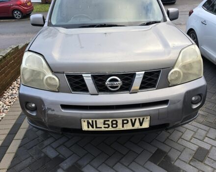 Серый Ниссан ИксТрейл, объемом двигателя 2 л и пробегом 105 тыс. км за 3700 $, фото 1 на Automoto.ua