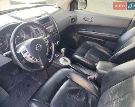 Сірий Ніссан ІксТрейл, об'ємом двигуна 2.5 л та пробігом 132 тис. км за 8900 $, фото 43 на Automoto.ua