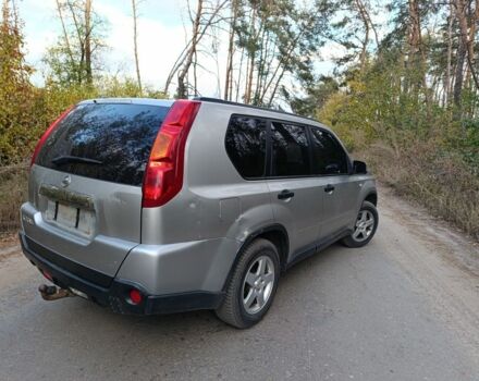 Серый Ниссан ИксТрейл, объемом двигателя 2 л и пробегом 333 тыс. км за 4650 $, фото 2 на Automoto.ua