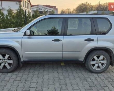 Серый Ниссан ИксТрейл, объемом двигателя 2 л и пробегом 172 тыс. км за 8500 $, фото 3 на Automoto.ua