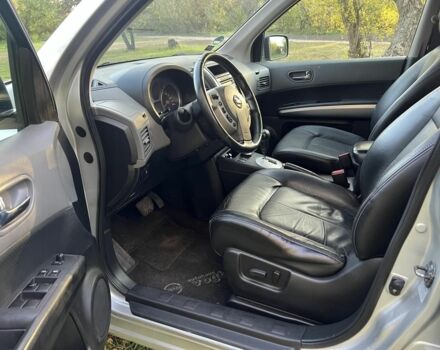 Серый Ниссан ИксТрейл, объемом двигателя 1.2 л и пробегом 260 тыс. км за 5800 $, фото 6 на Automoto.ua