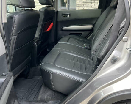 Серый Ниссан ИксТрейл, объемом двигателя 2 л и пробегом 229 тыс. км за 10100 $, фото 24 на Automoto.ua