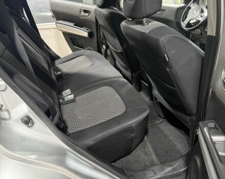 Сірий Ніссан ІксТрейл, об'ємом двигуна 2.5 л та пробігом 175 тис. км за 7600 $, фото 14 на Automoto.ua