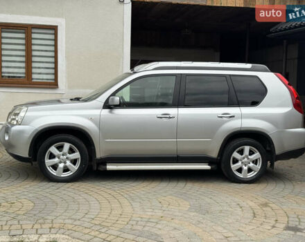 Сірий Ніссан ІксТрейл, об'ємом двигуна 2 л та пробігом 228 тис. км за 10250 $, фото 4 на Automoto.ua