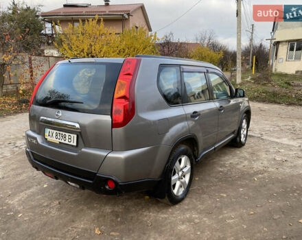 Серый Ниссан ИксТрейл, объемом двигателя 2 л и пробегом 213 тыс. км за 7200 $, фото 11 на Automoto.ua