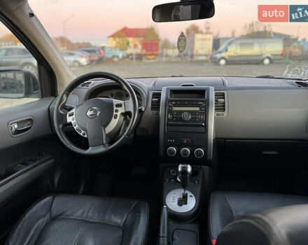 Серый Ниссан ИксТрейл, объемом двигателя 2.49 л и пробегом 260 тыс. км за 8499 $, фото 23 на Automoto.ua