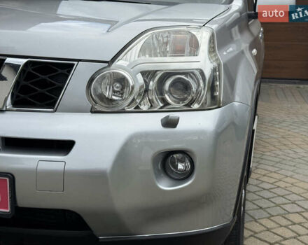 Сірий Ніссан ІксТрейл, об'ємом двигуна 2 л та пробігом 228 тис. км за 10250 $, фото 42 на Automoto.ua