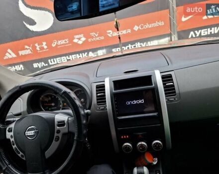 Серый Ниссан ИксТрейл, объемом двигателя 2 л и пробегом 203 тыс. км за 8800 $, фото 3 на Automoto.ua