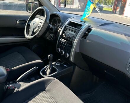 Сірий Ніссан ІксТрейл, об'ємом двигуна 2 л та пробігом 208 тис. км за 8850 $, фото 9 на Automoto.ua